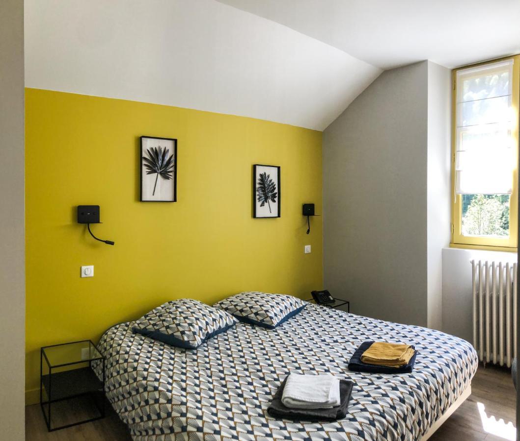 Hotel O Chiroulet Bagnères-de-Bigorre Oda fotoğraf