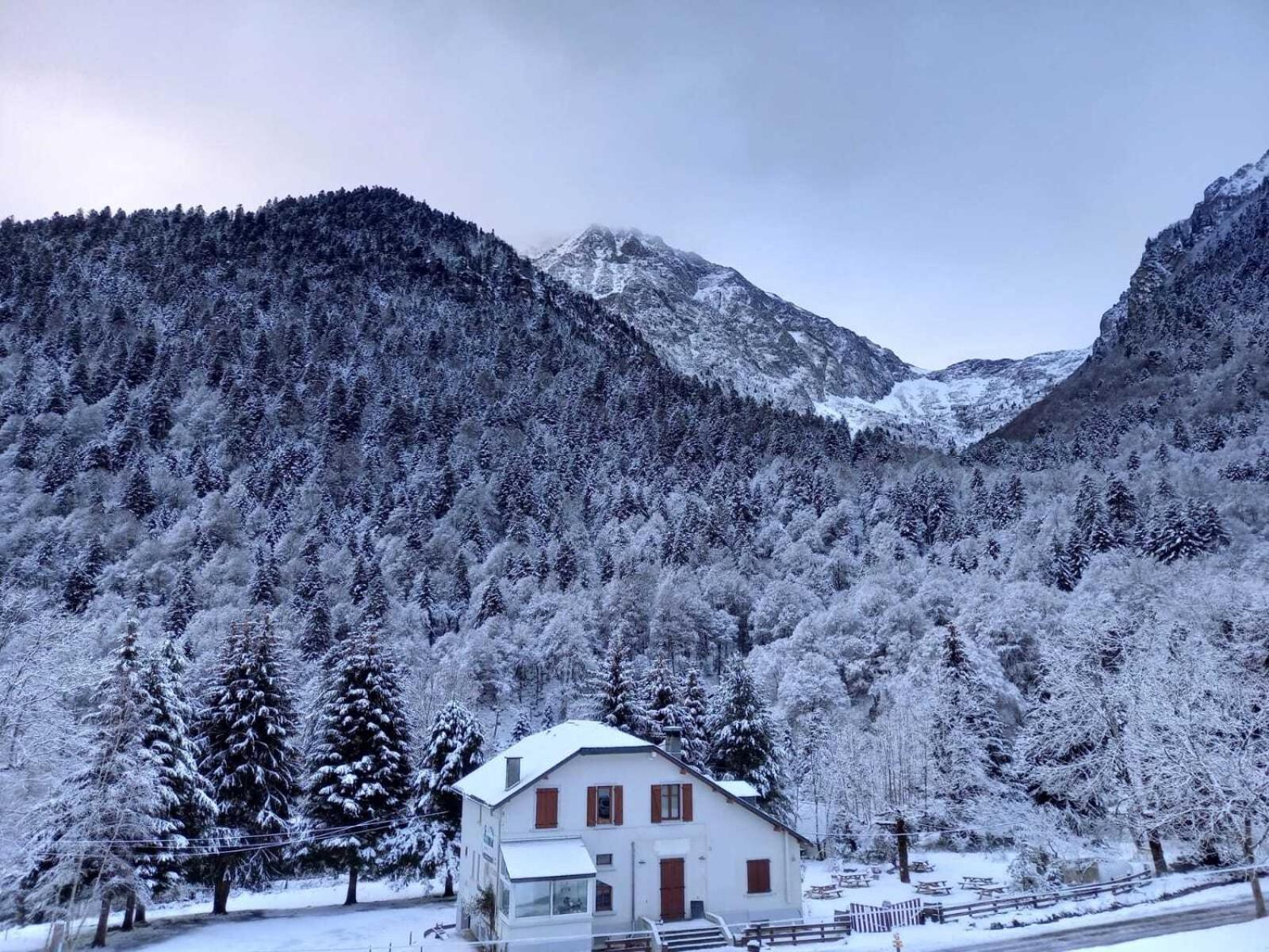 Hotel O Chiroulet Bagnères-de-Bigorre Dış mekan fotoğraf